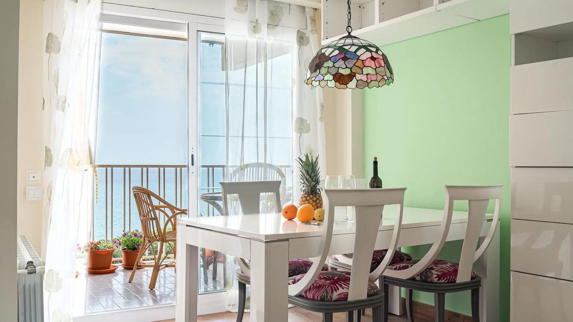 Sea View Apartments マルグラット・デ・マル